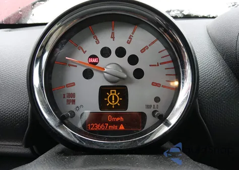 2013 Mini Countryman Cooper from USA, damaged, VIN WMWZB3C58DWM31647